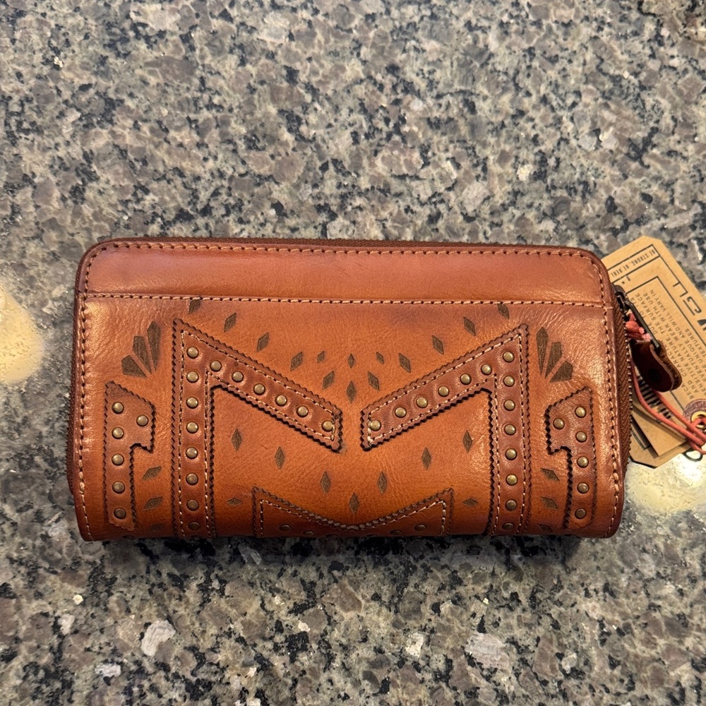 STS Ranchwear Rich Brown Leather Wallet - Picture 2 of 5
